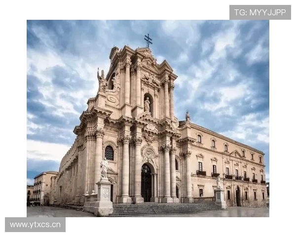 围绕圣玛丽亚感恩教堂展开的文艺复兴艺术与历史传奇欧洲文明脉络