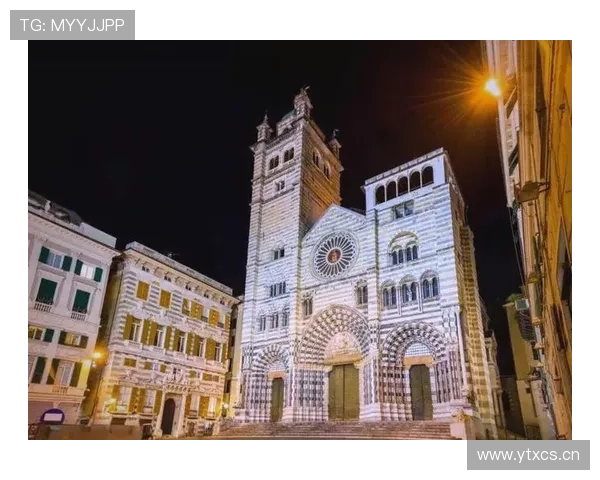 在历史与艺术交汇处探寻米兰大教堂的永恒之美与信仰精神象征魅力